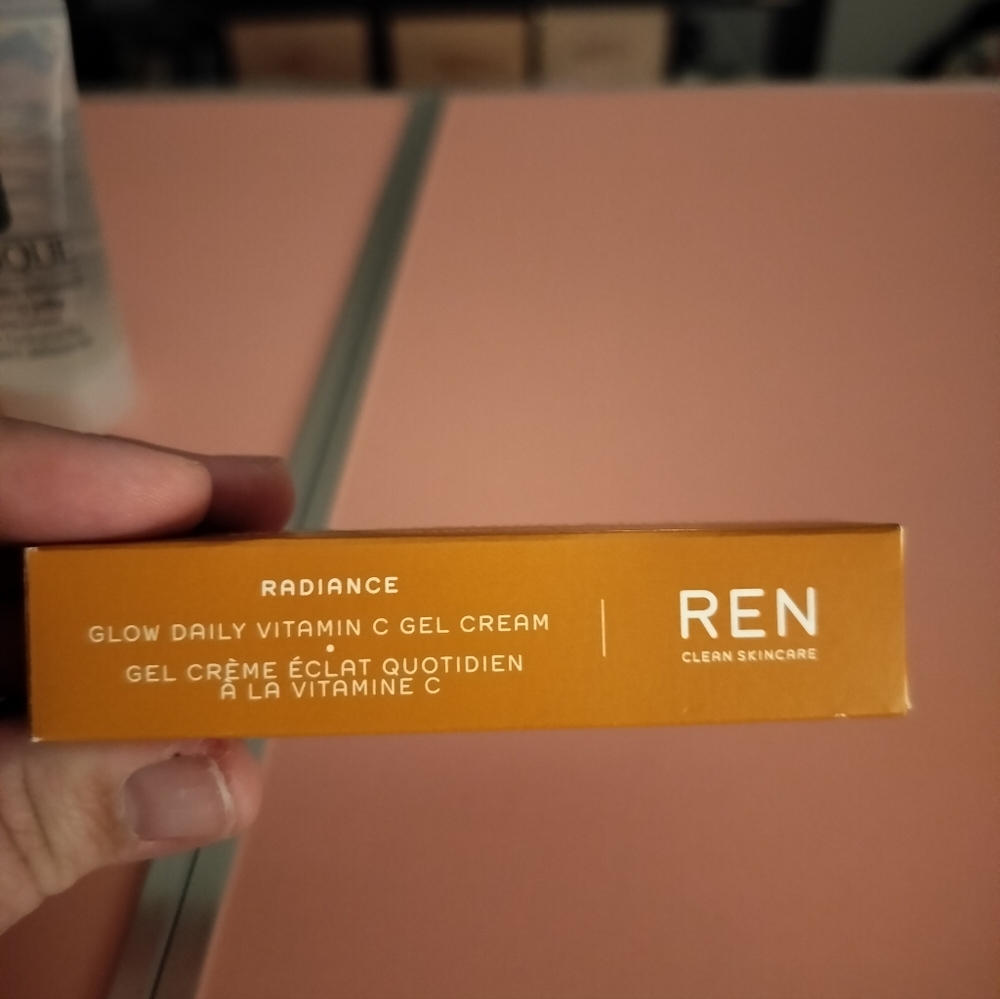 Skincare Bundle! - Picture 2 of 8